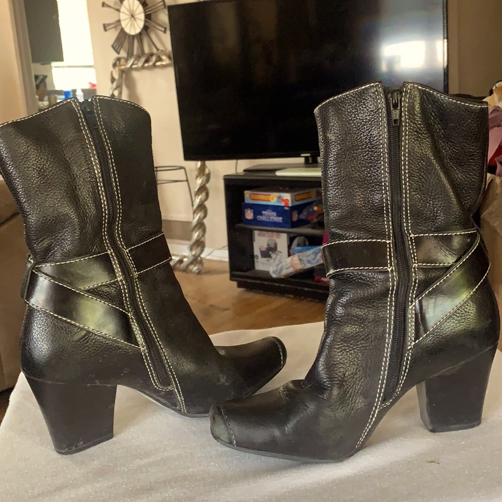 Brazil made boots w/buckle strap